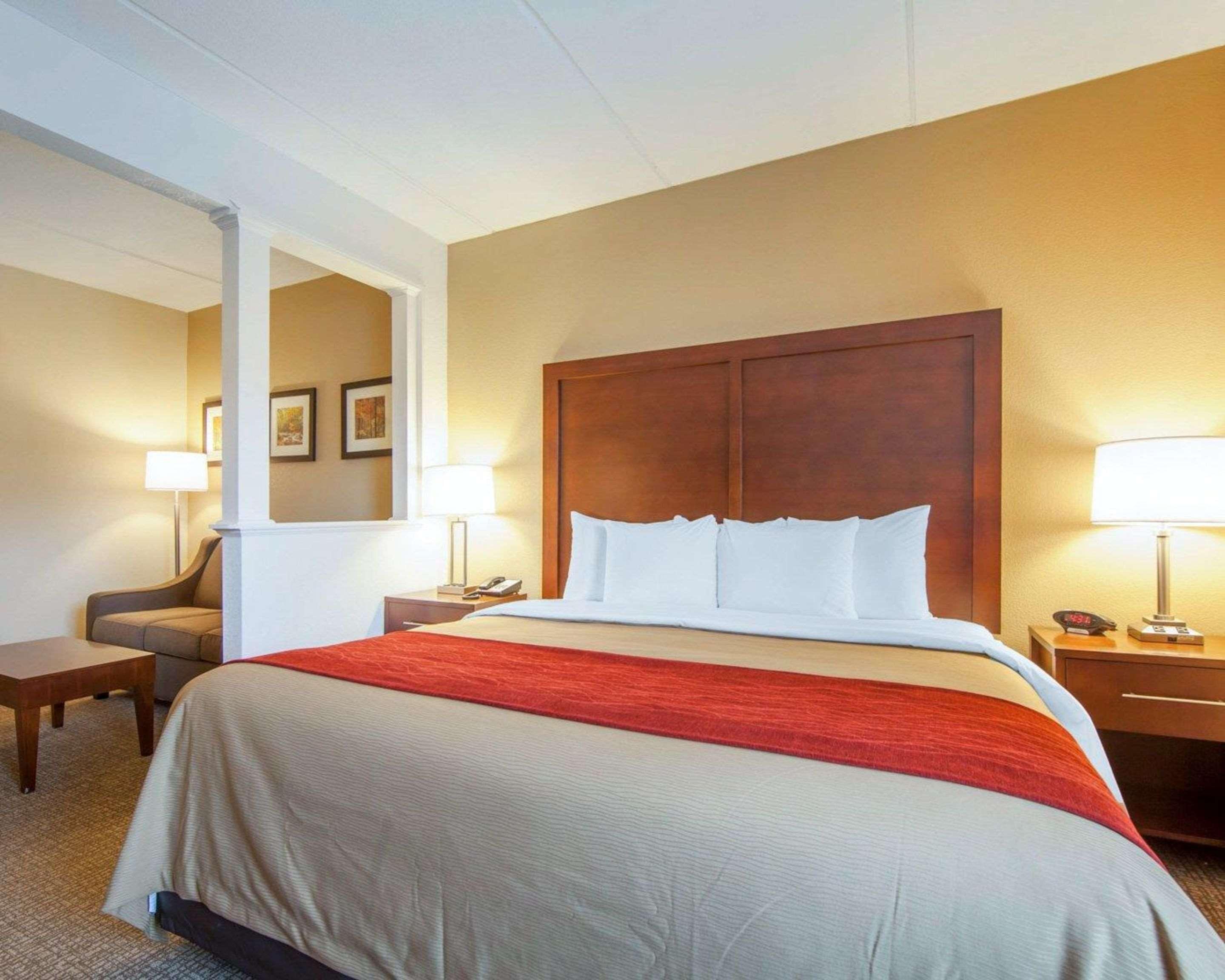 Comfort Inn At Royal Blue Pioneer Exterior foto